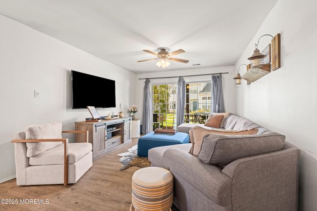 1-7 - 107 Wellington Ct, Condo with 2 bedrooms, 2 bathrooms and 1 parking in Manalapan NJ | Image 11