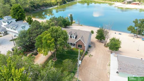 17310 Micky Dr, Bellevue, NE, 68123-3955 | Card Image