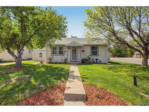 901 S Locust St, Denver, CO, 80224-1451 | Card Image