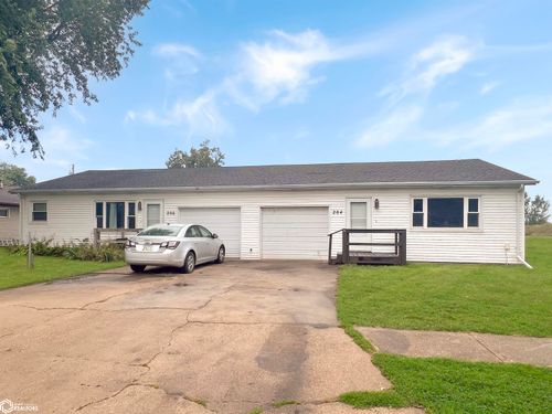 204 & 206 Elm Street, Iowa Falls, IA, 50126 | Card Image