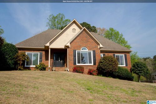 405 Still Oaks Cir, TRUSSVILLE, AL, 35173-2850 | Card Image
