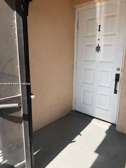 889i-889 Hamilton Dr, Homestead, FL, 33034-2665 | Card Image