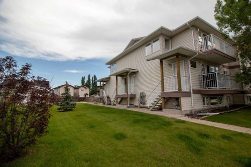 101-604 19 Street Se, High River, AB, T1V1V2 | Card Image