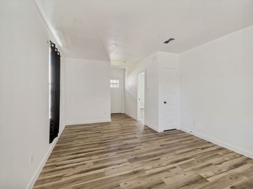 2801 Twyman Ave, Dallas, TX, 75215-3012 | Card Image