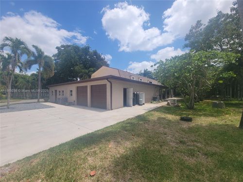 0-15101 Sw 27th St, Davie, FL, 33331-2616 | Card Image