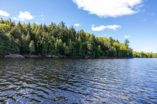6WA Wahwashkesh Rd, West Parry Sound District, ON, P0A1G0 | Card Image