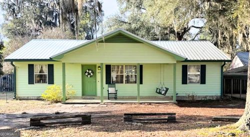 621 Dallas Cir, Folkston, GA, 31537-6809 | Card Image