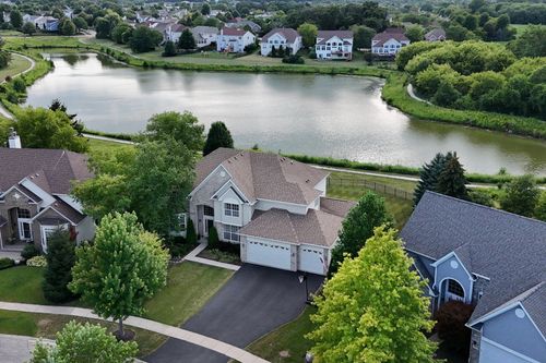 18618 W Lazy Acre Rd, Lake Villa, IL, 60046-6762 | Card Image
