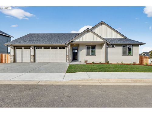 29-2842 Ne Justus Ave, Estacada, OR, 97023-7788 | Card Image