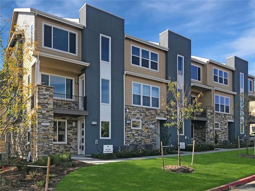 6767 S Tempe Ct, Aurora, CO, 80016-2945 | Card Image