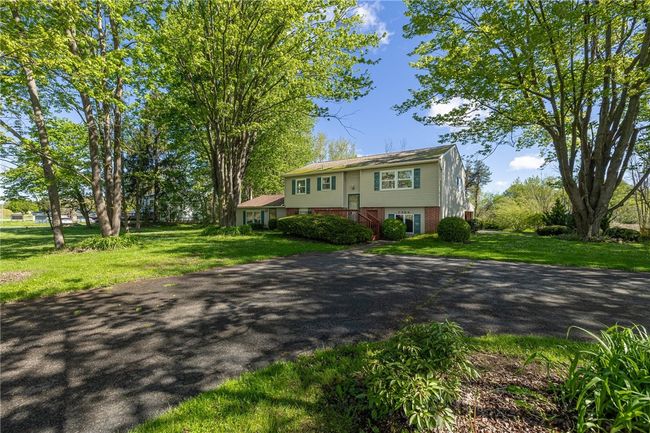 5360 Brockport Spencerport Road, Home with 5 bedrooms, 2 bathrooms and null parking in Sweden NY | Image 2