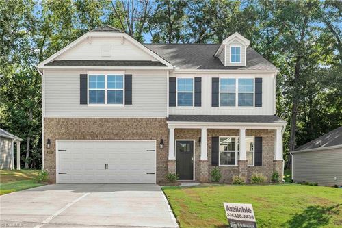 3001 Middle Creek Lane, Greensboro, NC, 27405 | Card Image