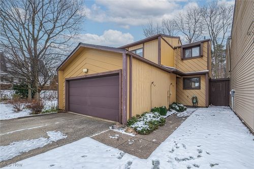 a1-7069 Windmill Lane, Mentor, OH, 44060 | Card Image