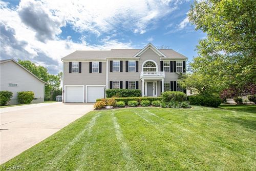 2996 Pondsford Dr, Medina, OH, 44256-6893 | Card Image