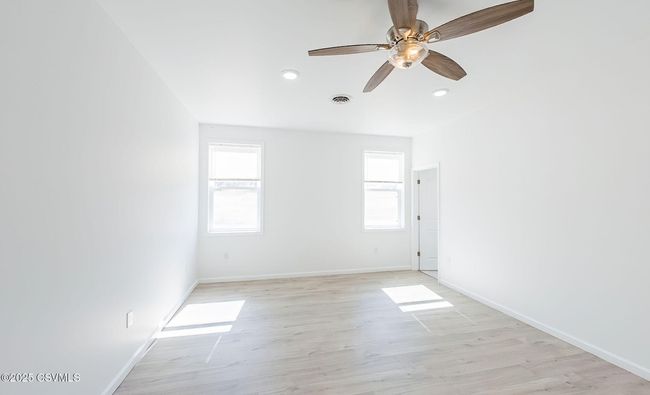 1020 Market St, House other with 3 bedrooms, 3 bathrooms and null parking in Nescopeck PA | Image 35