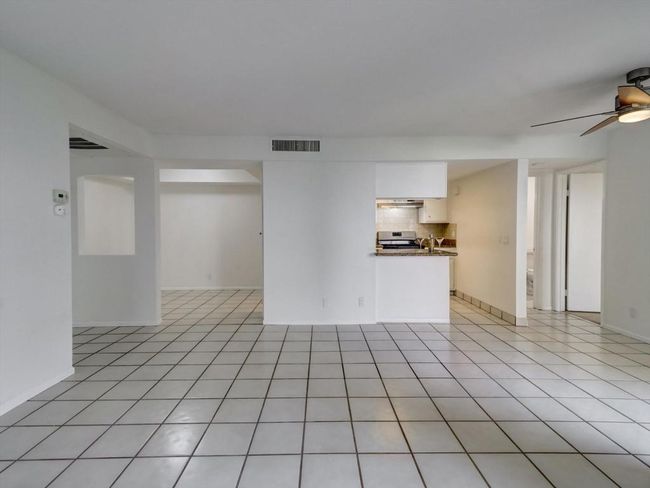 Open Spacious Floorplan | Image 10