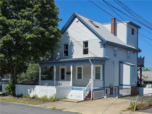 38 N Prospect St, East Providence, RI, 02914-4576 | Card Image