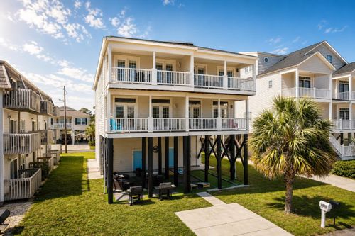 4620 Surf St, North Myrtle Beach, SC, 29582-5333 | Card Image