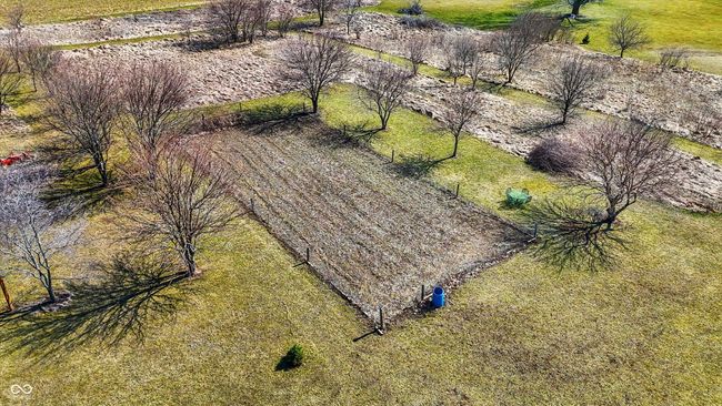 Garden spot all ready for you to plant. | Image 49