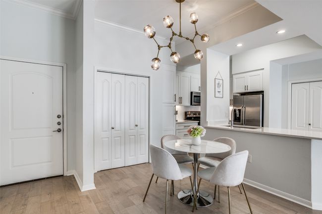 APT-220 - 3225 Turtle Creek Blvd, Condo with 2 bedrooms, 2 bathrooms and null parking in Dallas TX | Image 5