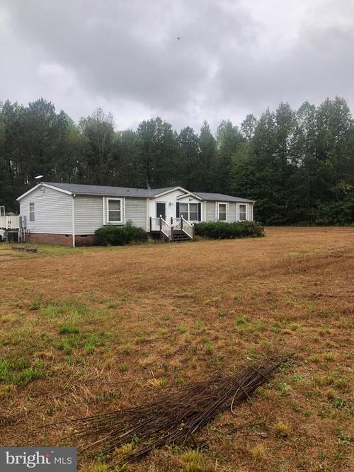 94 Weeks Rd, Water View, VA, 23180-2106 | Card Image