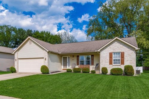 1950 Patrick Dr E, Newark, OH, 43055-8655 | Card Image