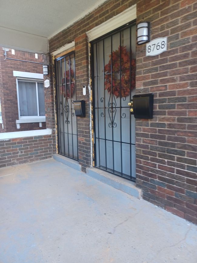 8768 Dexter Ave, Home with 0 bedrooms, 2 bathrooms and 2 parking in Detroit MI | Image 4