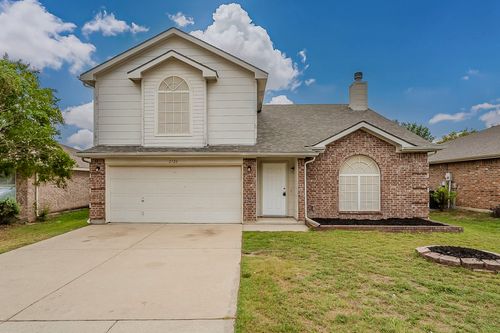 2720 Brea Canyon Rd, Fort Worth, TX, 76108-4984 | Card Image