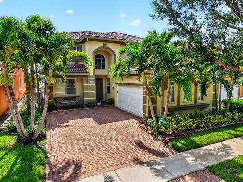 809 Triana St, West Palm Beach, FL, 33413-1063 | Card Image