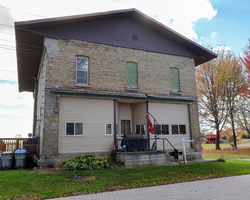 {{alt}} | Card Image