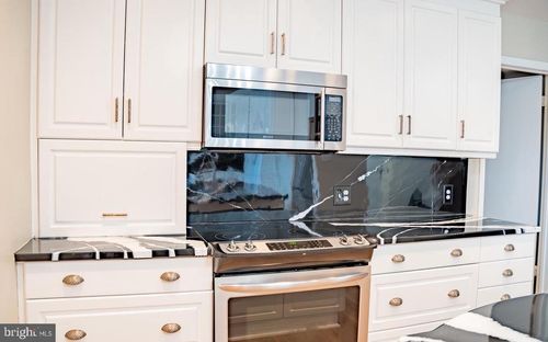 3a-6907 Jones View Dr, BALTIMORE, MD, 21209-5636 | Card Image