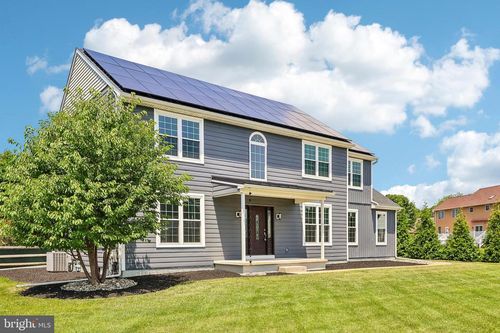 338 Wheatsheaf Dr, New Castle, DE, 19720-5621 | Card Image