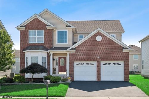 8 Hopkinson Ln, Somerset, NJ, 08873-7460 | Card Image