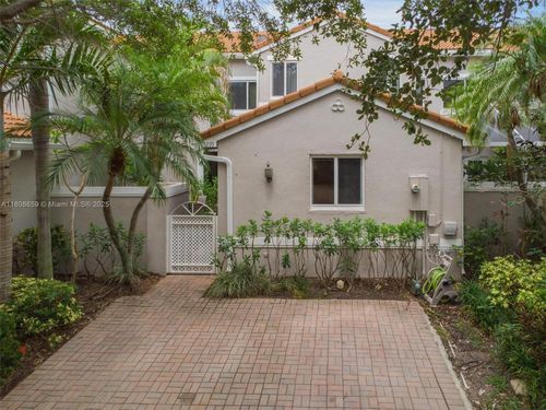1270 Weeping Willow Way, Hollywood, FL, 33019-4830 | Card Image