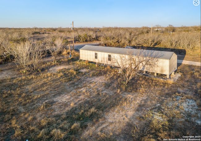 915 I Ave, House other with 3 bedrooms, 2 bathrooms and null parking in Christine TX | Image 10