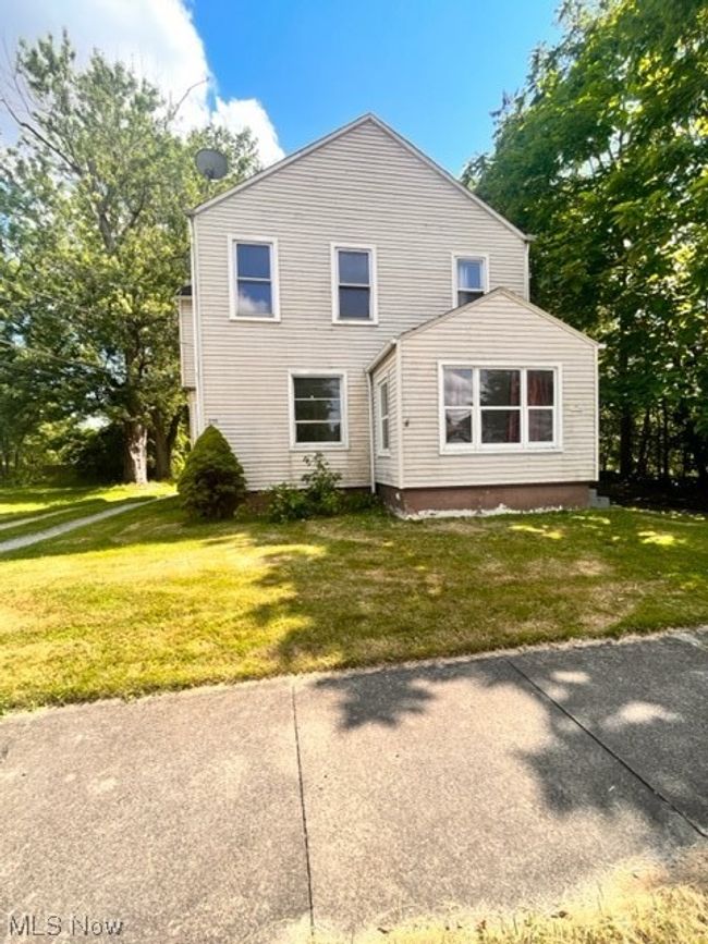 256 Ne Belmont Avenue, Sold in Warren Zoocasa