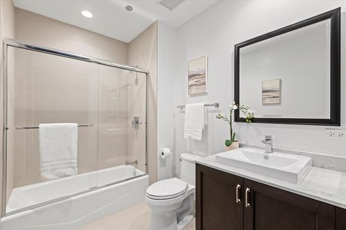 apt-311-540 W Webster Ave, Chicago, IL, 60614-6586 | Card Image