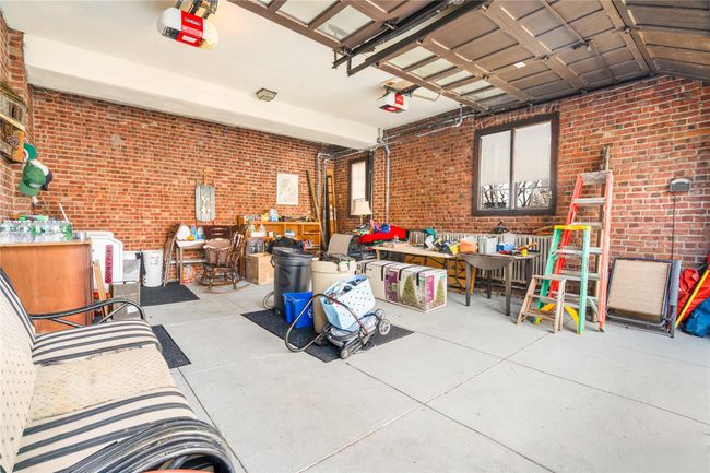 Two car garage | Image 24