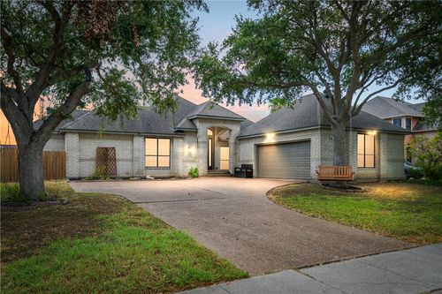 7534 Annemasse St, Corpus Christi, TX, 78414-6113 | Card Image