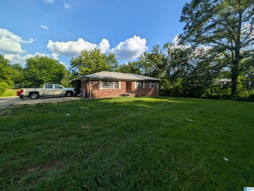 2611 Old Rocky Ridge Rd, Hoover, AL, 35216-4805 | Card Image