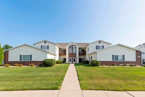 apt-3-1612 Commonwealth Dr, Fort Atkinson, WI, 53538-3147 | Card Image