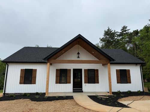 1218 Rainbow Forest Dr, Lynchburg, VA, 24502-3259 | Card Image