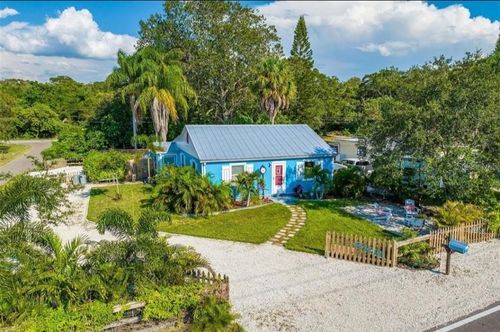 1999 N Betty Ln, CLEARWATER, FL, 33755-1103 | Card Image