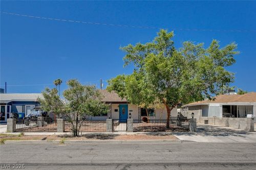672 8th St, Boulder City, NV, 89005-2903 | Card Image