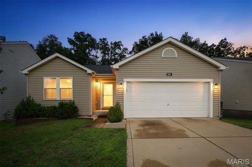 1242 Oakholt Ct, Herculaneum, MO, 63048-1722 | Card Image