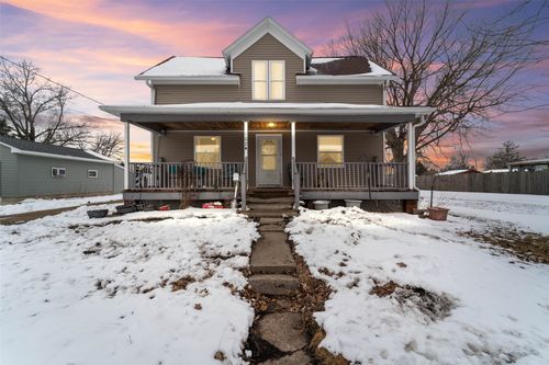 102 N West Ave, Baxter, IA, 50028-7707 | Card Image