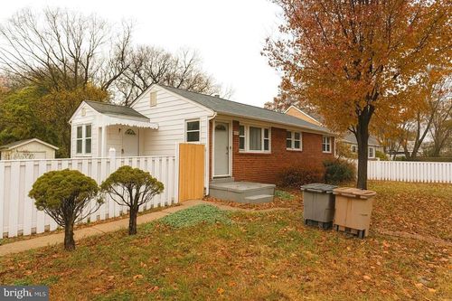 402 S Horners Ln, ROCKVILLE, MD, 20850-1556 | Card Image