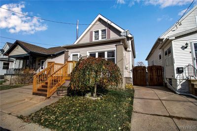 132 Evelyn Street, House other with 3 bedrooms, 1 bathrooms and null parking in Buffalo NY | Image 3