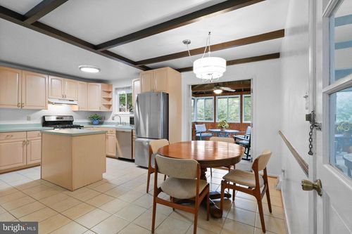 10105 Commonwealth Boulevard, FAIRFAX, VA, 22032 | Card Image