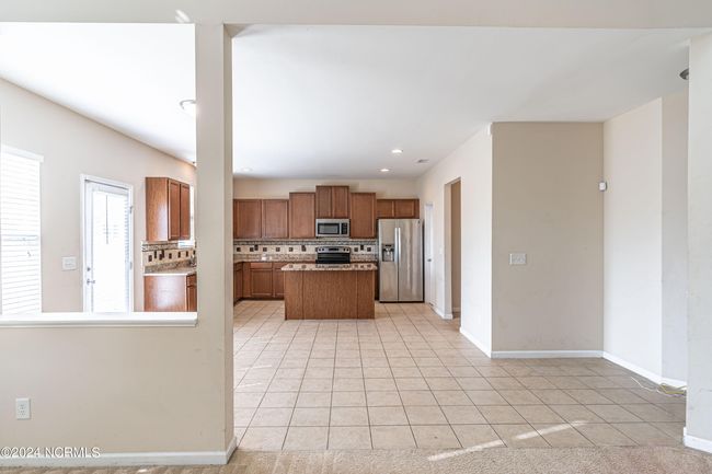 909 Highgrove Dr, House other with 4 bedrooms, 3 bathrooms and 2 parking in Spring Lake NC | Image 8